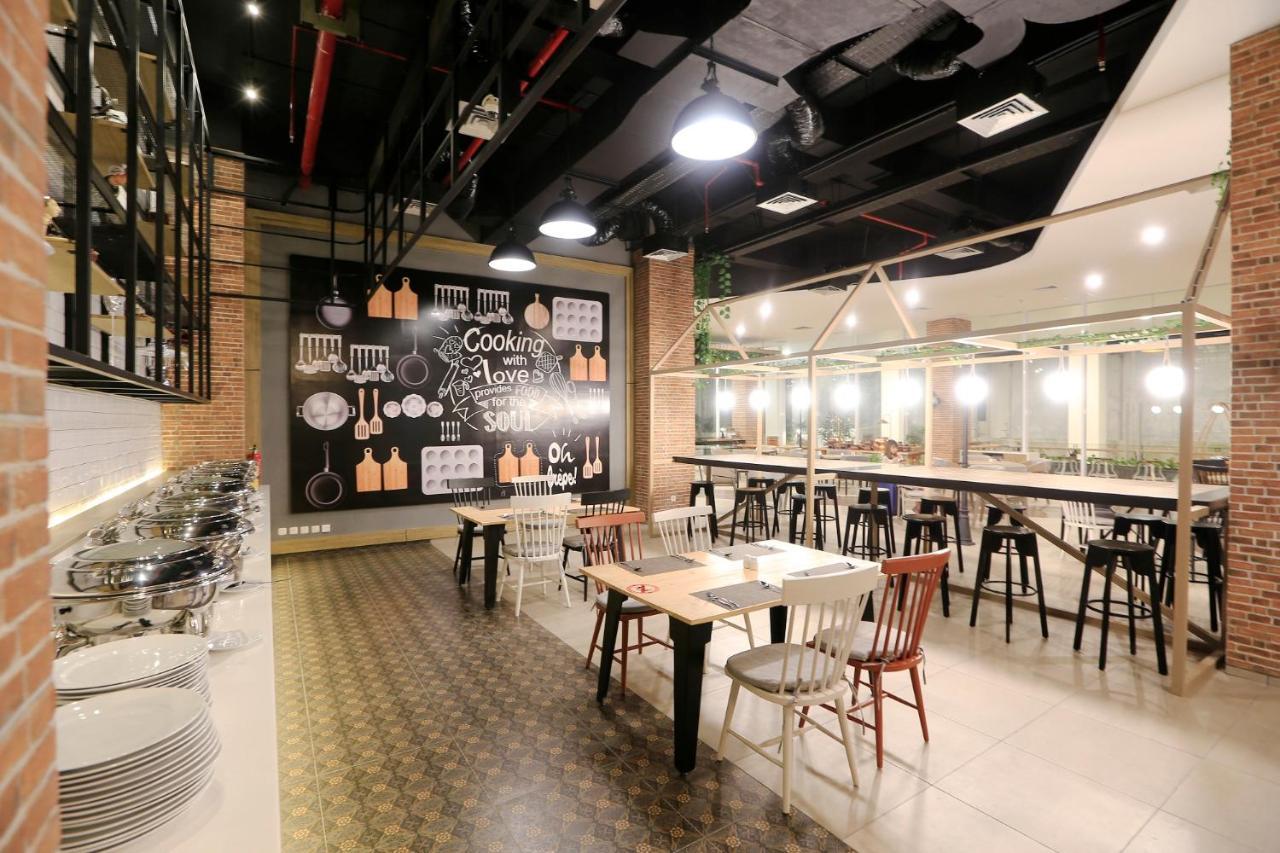 Luminor Hotel Purwokerto By Wh Kültér fotó