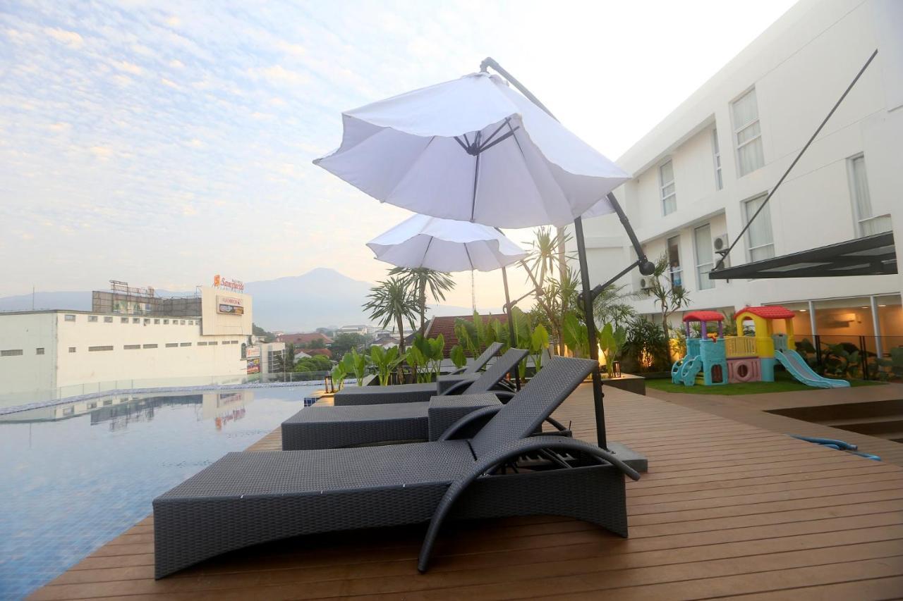 Luminor Hotel Purwokerto By Wh Kültér fotó