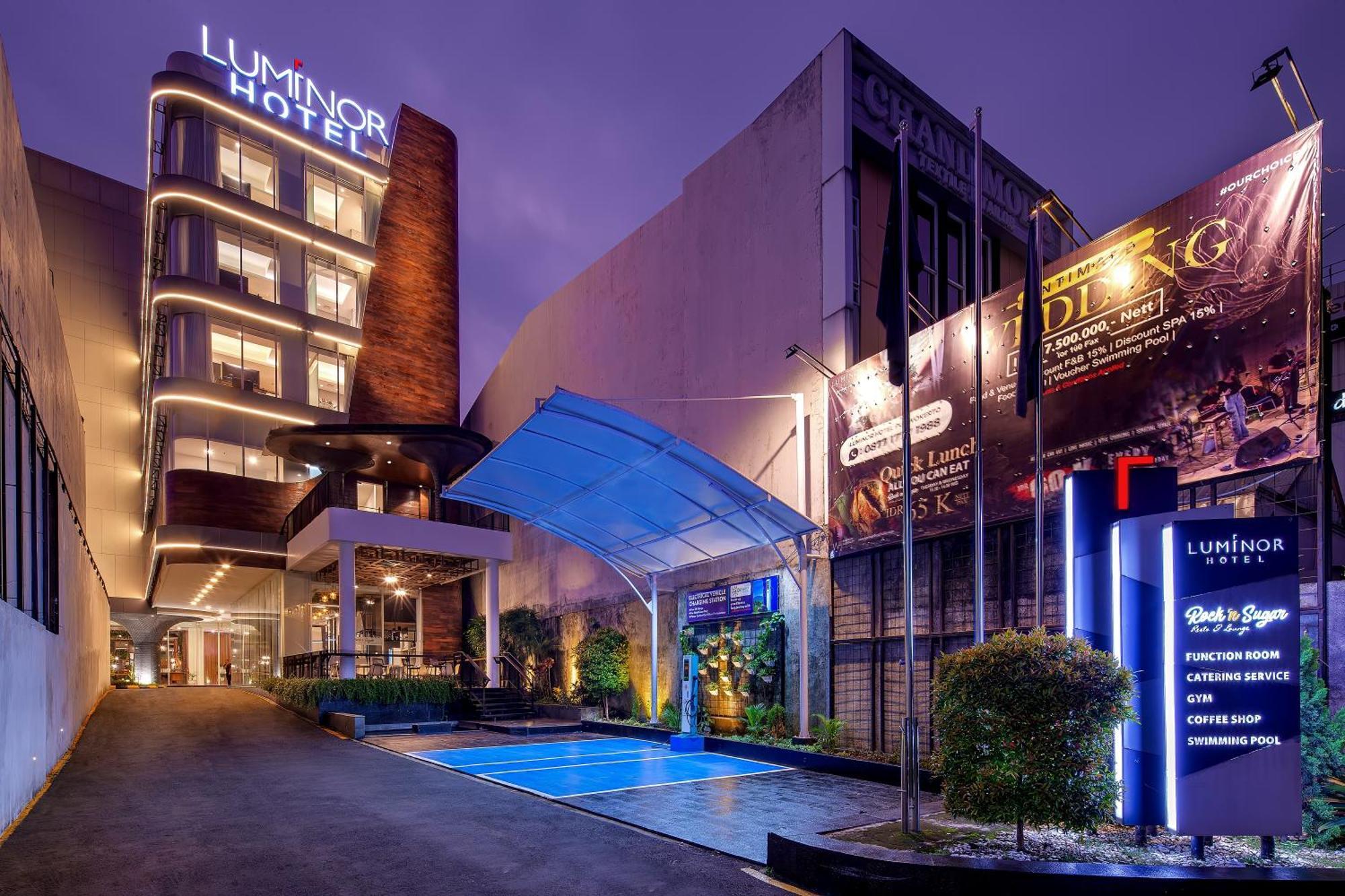 Luminor Hotel Purwokerto By Wh Kültér fotó